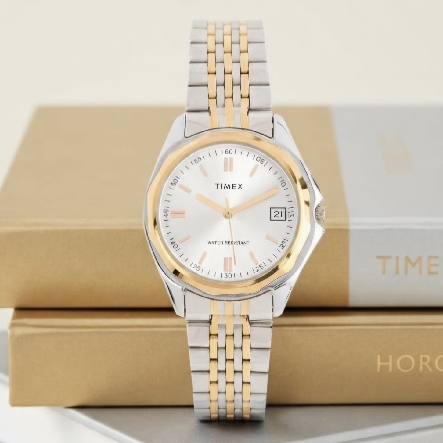 Timex TW2Y97800 Rantai Silver Kombinasi Rantai Gold