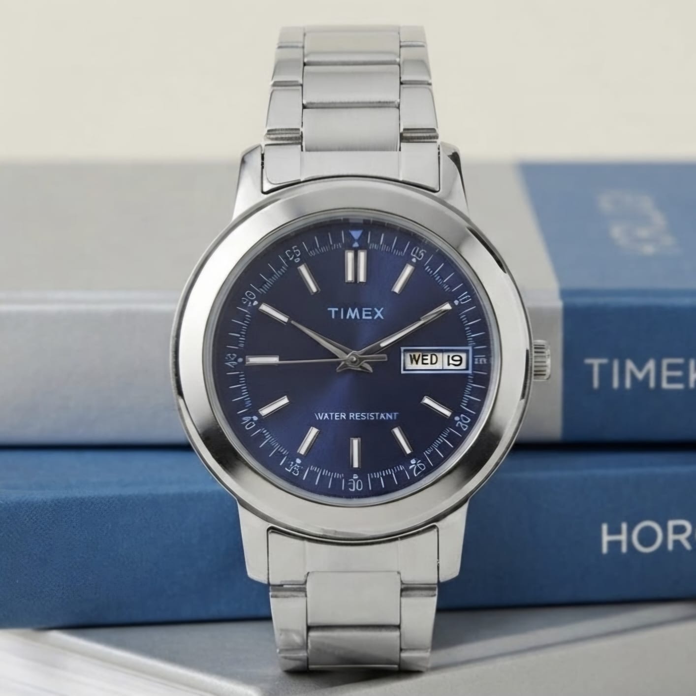Timex TW2Y96100 Rantai Silver Dasar Navy Cowok